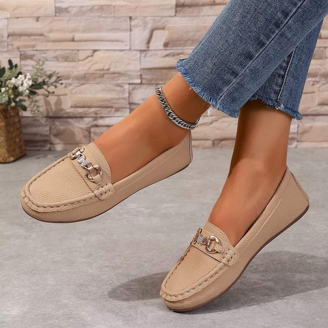 EMMA LUX CHAIN LOAFER