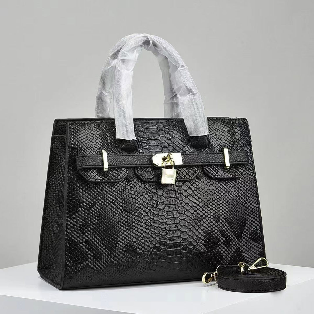 SIENNA CROC HANDBAG