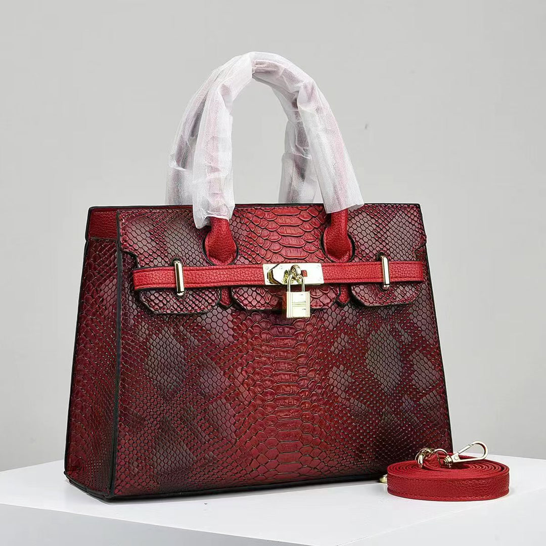 SIENNA CROC HANDBAG