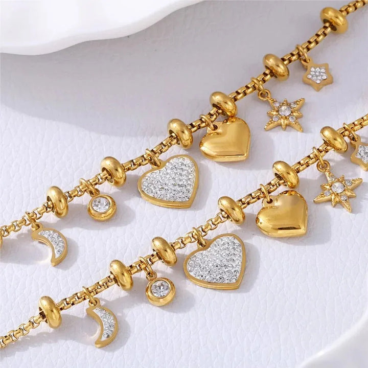 HEARTLINE CHARM BRACELET