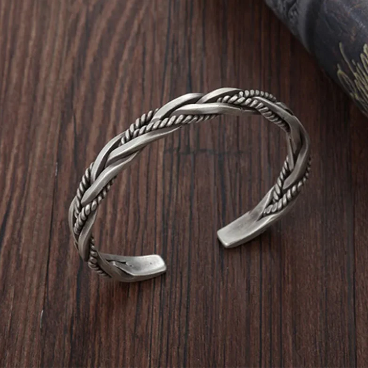 BENNETT SILVER CUFF BRACELET