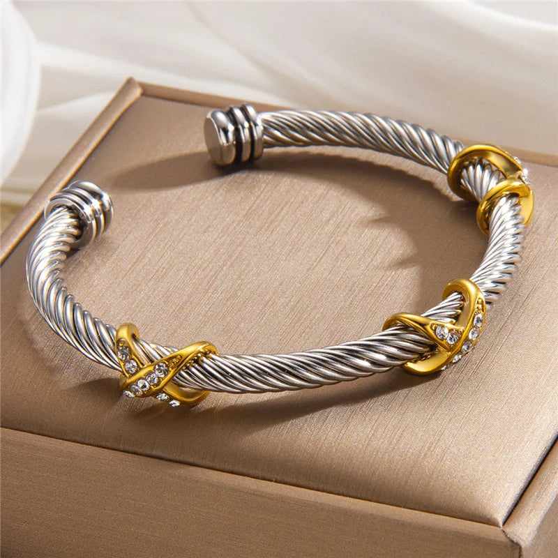 RIVIERA CRYSTAL CABLE BRACELET