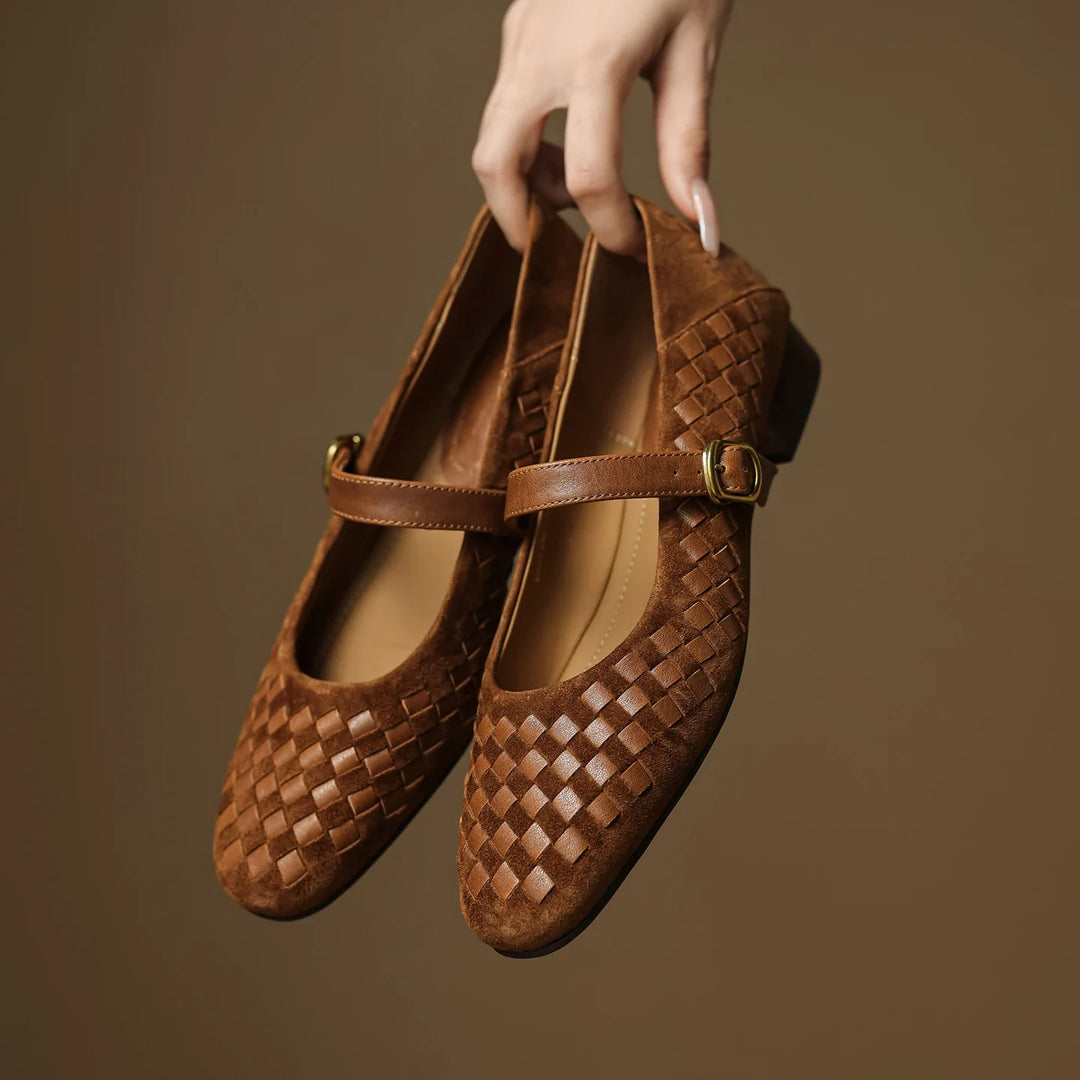 SIERRA GENUINE LEATHER FLATS