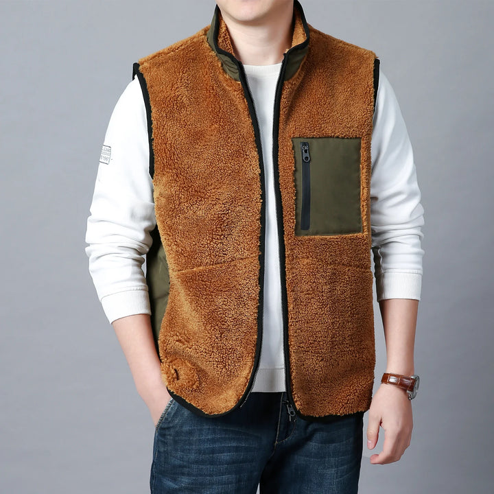 URBAN RIDGE FLEECE VEST