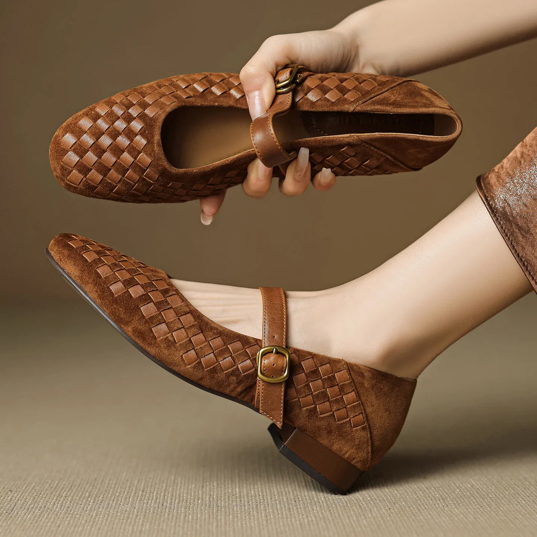 SIERRA GENUINE LEATHER FLATS