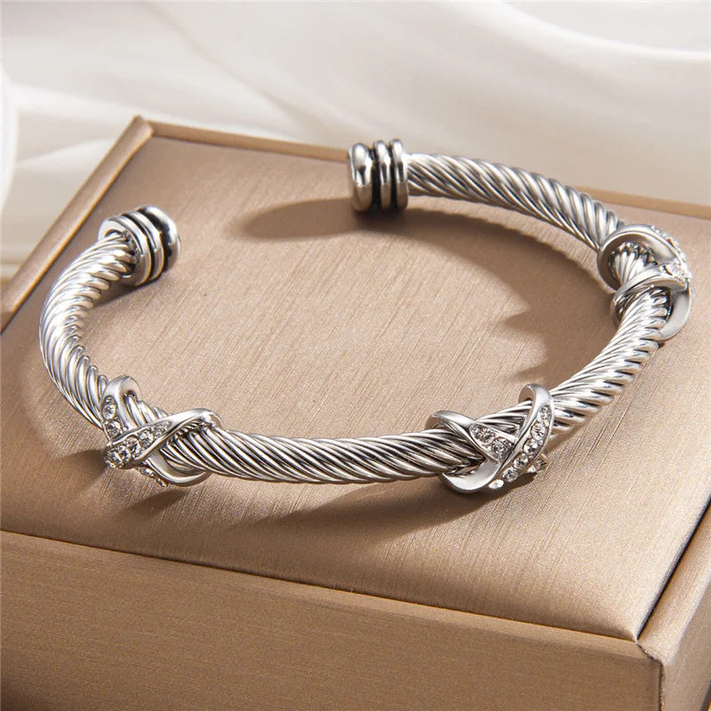 RIVIERA CRYSTAL CABLE BRACELET