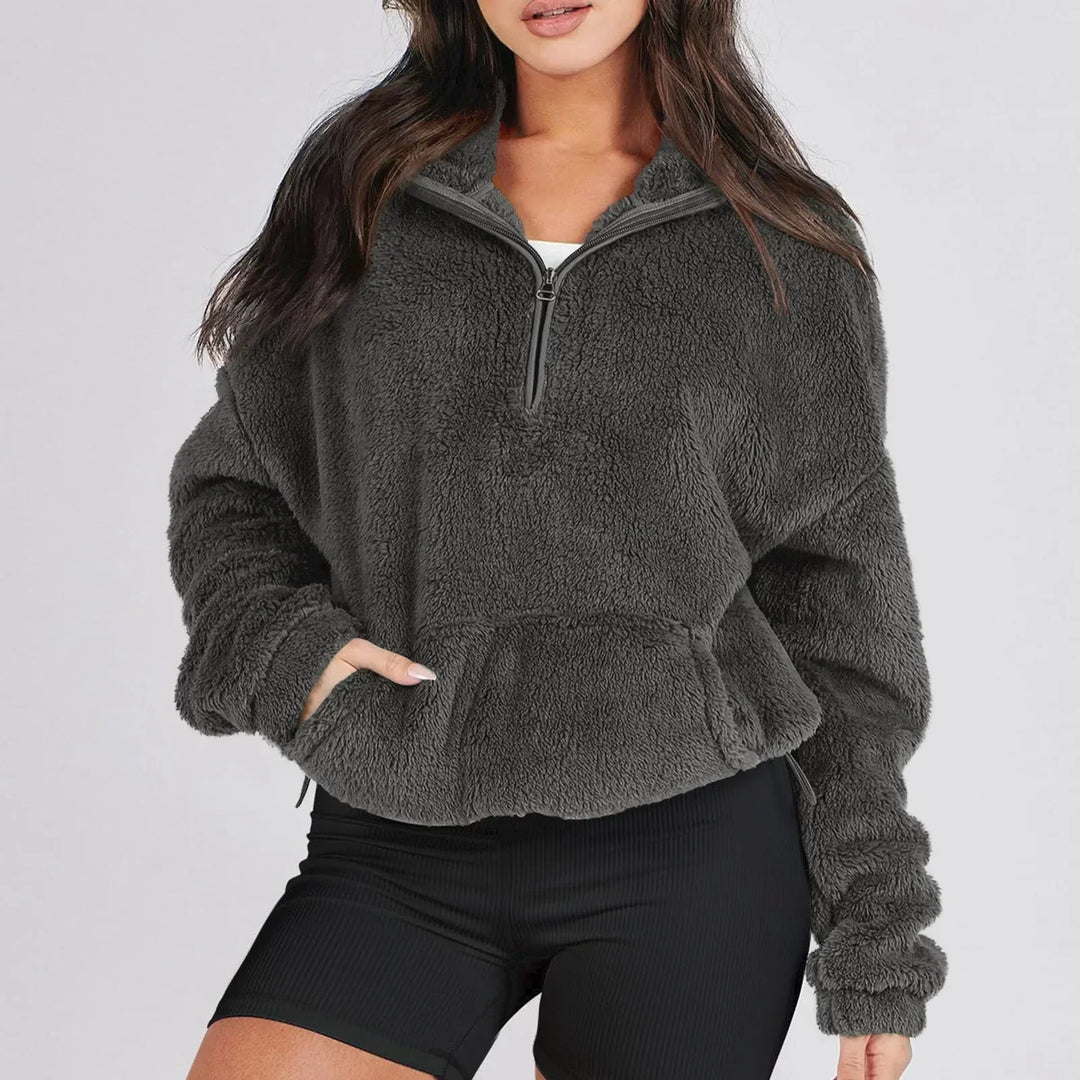 VELORA HALF-ZIP PULLOVER