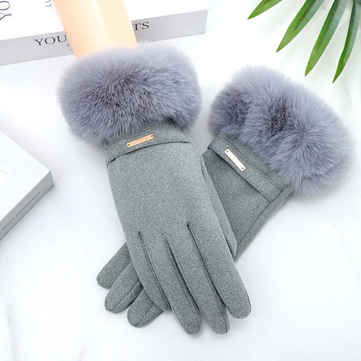VICTROIA SIBERIAN FUR GLOVES