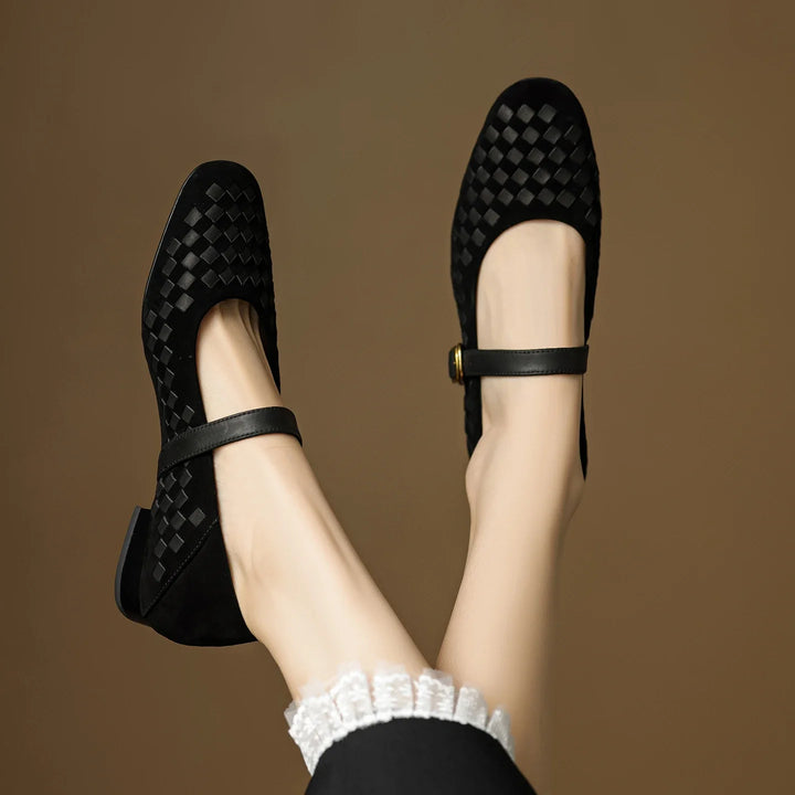 SIERRA GENUINE LEATHER FLATS