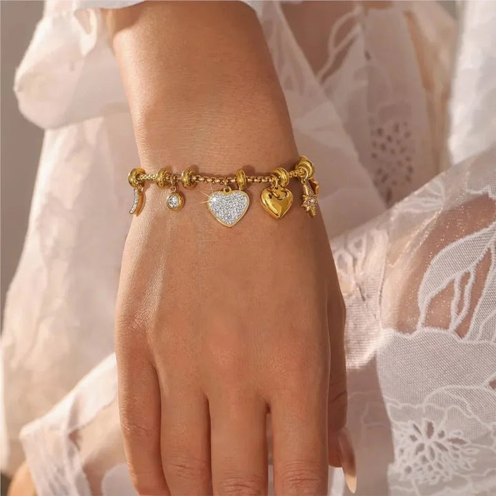 HEARTLINE CHARM BRACELET
