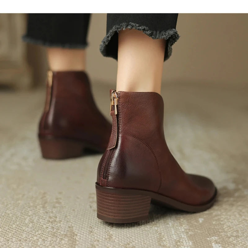 BELLA POINTED LEATHER BOOTS
