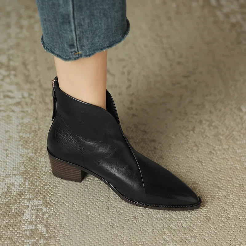 BELLA POINTED LEATHER BOOTS
