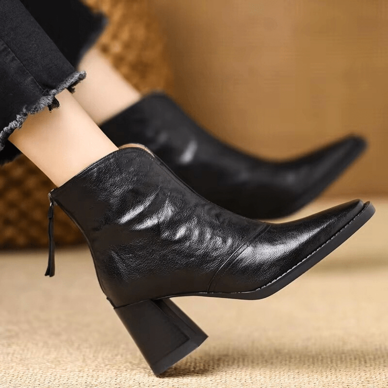 WESTLINE LEATHER ANKLE BOOTS