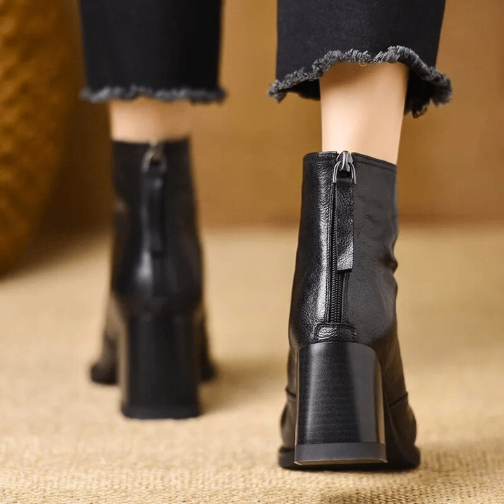 WESTLINE LEATHER ANKLE BOOTS