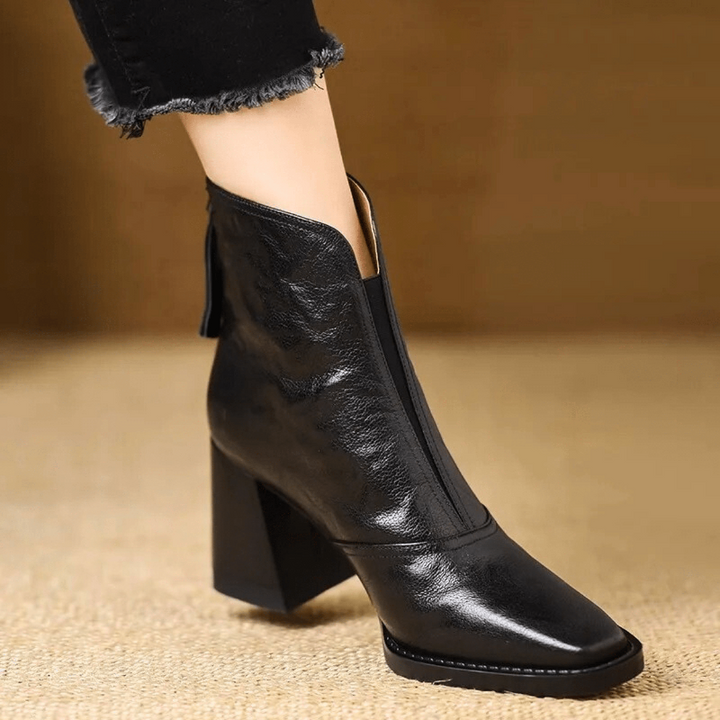 WESTLINE LEATHER ANKLE BOOTS