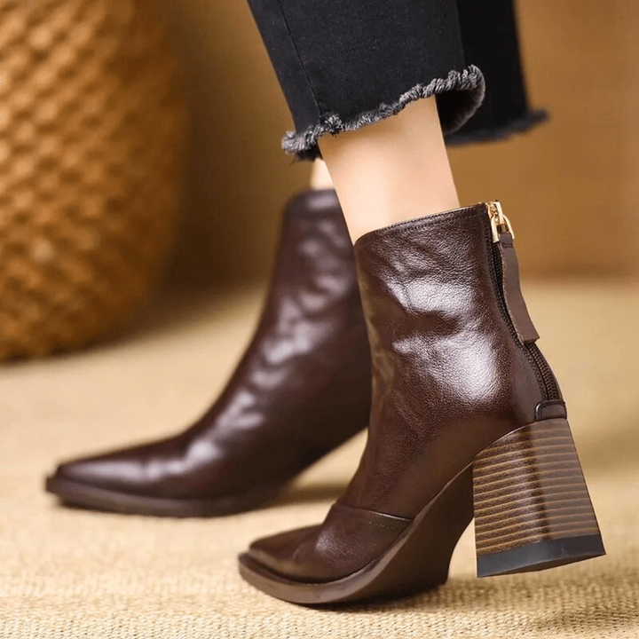 WESTLINE LEATHER ANKLE BOOTS