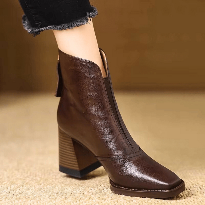 WESTLINE LEATHER ANKLE BOOTS