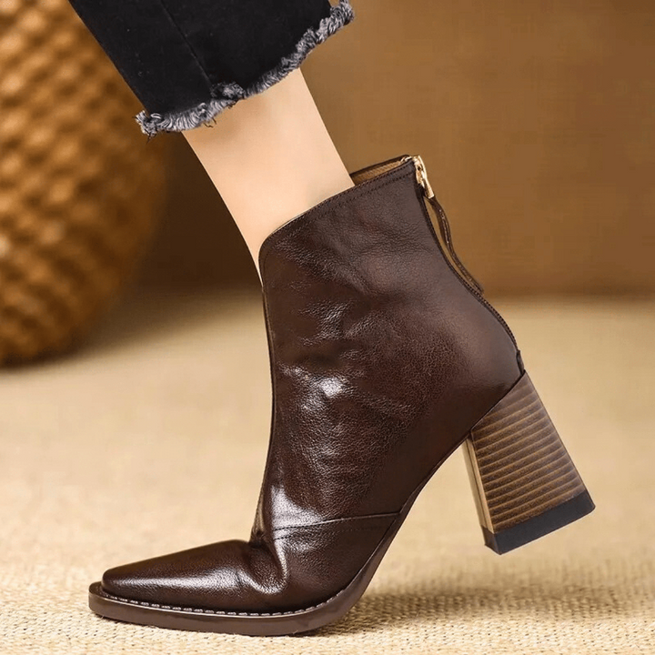 WESTLINE LEATHER ANKLE BOOTS